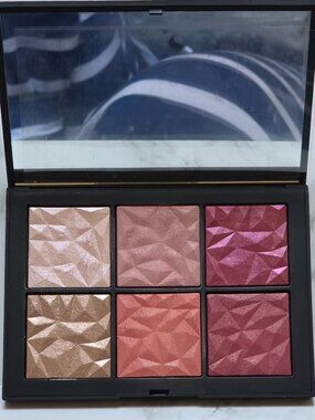 NARS HOT TRYST Cheek Palette